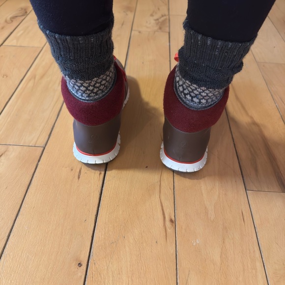 Cole Han Zero Grand Women’’s Nubuck Waterproof Hiking Boots - Picture 3 of 11